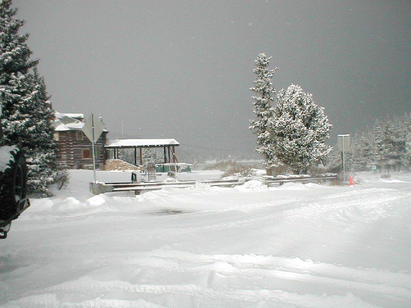 The view towards Echo Lake.