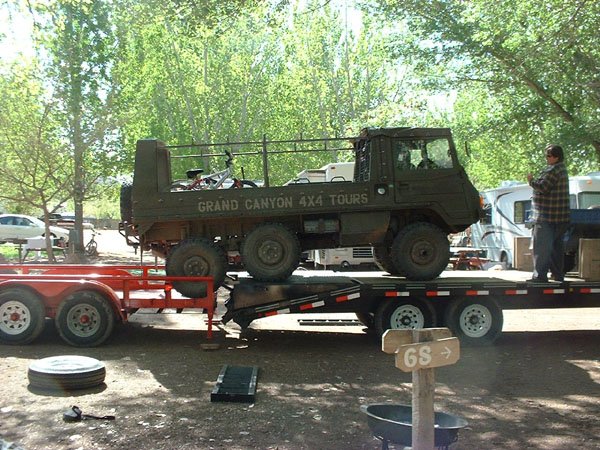 Loading up Scott's Pinzgauer.