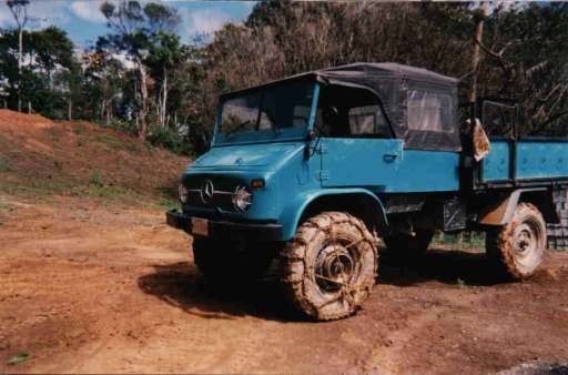 Bernardo's Crewcab with chains