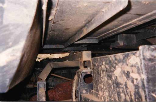 Transverse cab support
