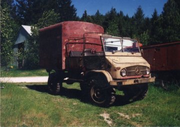 A good view of the rusted front clip, rockers, doors and general poor condition of the body. The interior was not much prettier.